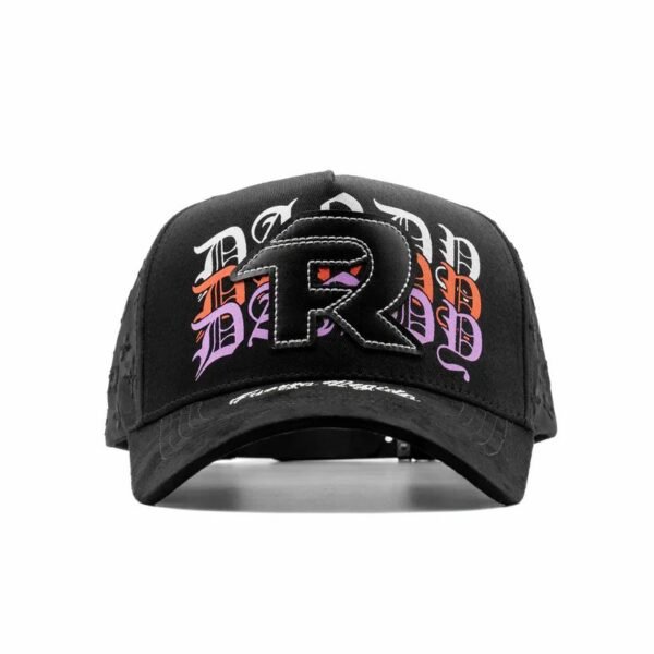 Gorra negra FR DANDY con bordado R tridimensional y letras góticas de colores